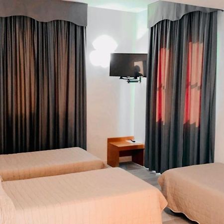 La Lanterna Hotel Colorno Luaran gambar